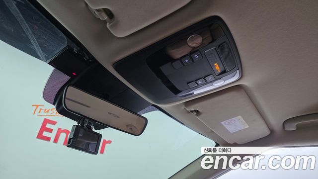 Kia Canival 2022 — photo 19