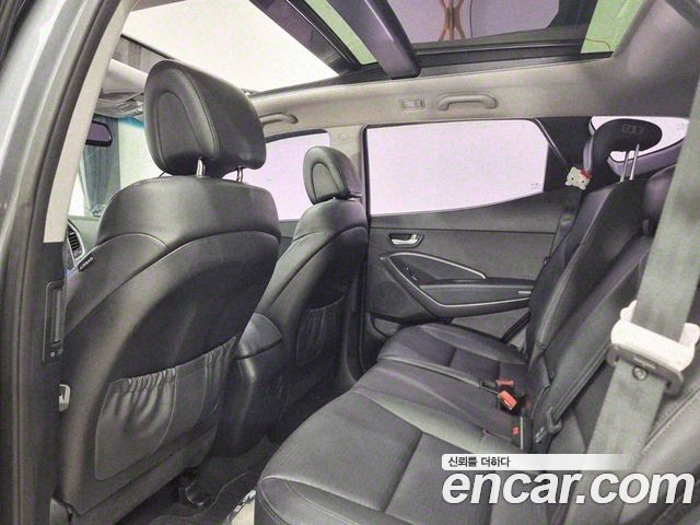 Hyundai Santafe 2014 — photo 11