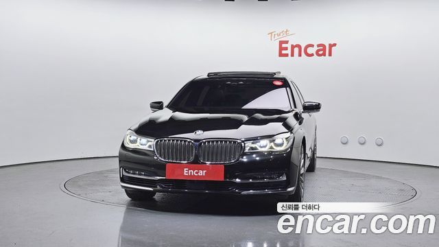 BMW 7-Series 2016 — photo 3