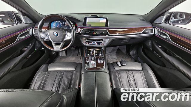 BMW 7-Series 2016 — photo 7