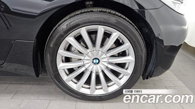 BMW Gran Turismo 2023 — photo 5