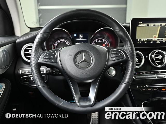 Mercedes-Benz GLC-Class 2019 — photo 13