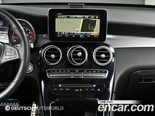 Mercedes-Benz GLC-Class 2019 — photo 14