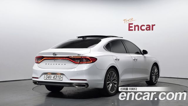 Hyundai Grandeur 2018 — photo 2