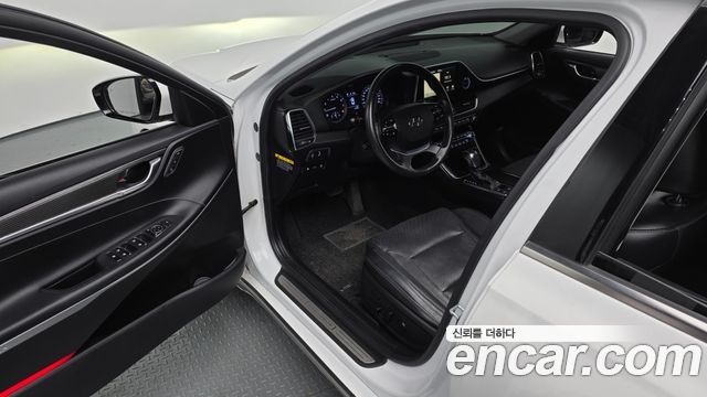 Hyundai Grandeur 2018 — photo 11