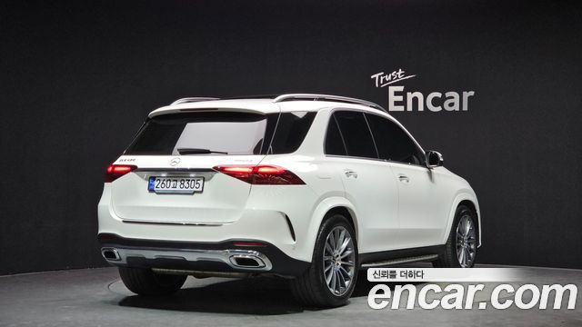 Mercedes-Benz GLE-Class 2025 — photo 2