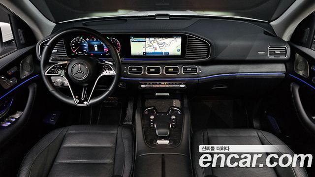 Mercedes-Benz GLE-Class 2025 — photo 7