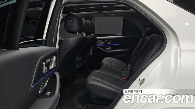 Mercedes-Benz GLE-Class 2025 — photo 13