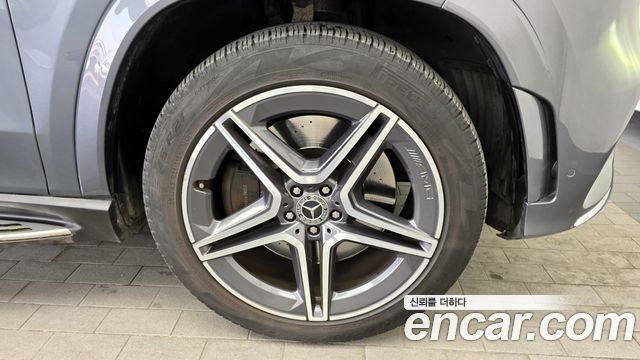 Mercedes-Benz GLS-Class 2022 — photo 5