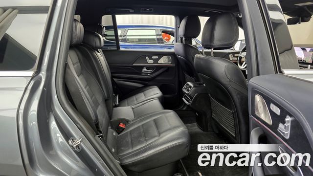 Mercedes-Benz GLS-Class 2022 — photo 12
