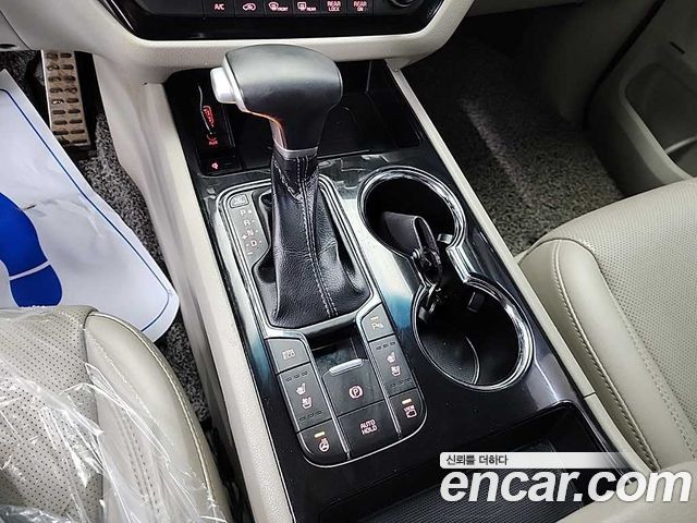 Kia Canival 2019 — photo 8