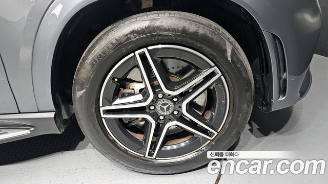 Mercedes-Benz GLE-Class 2021 — photo 5