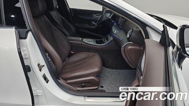 Mercedes-Benz CLS-Class 2021 — photo 10