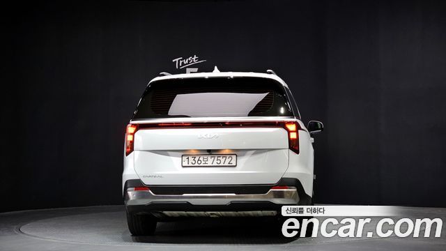 Kia Canival 2024 — photo 4