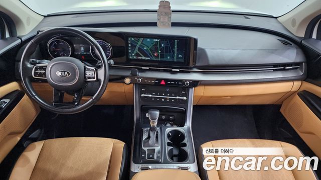Kia Canival 2021 — photo 7