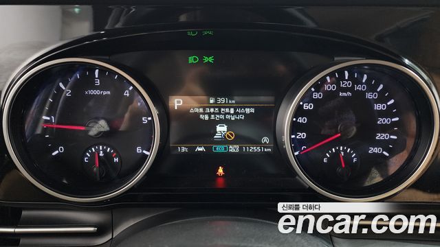 Kia Canival 2021 — photo 8
