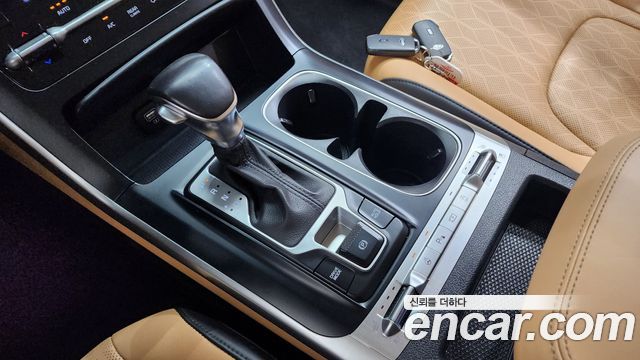 Kia Canival 2021 — photo 9