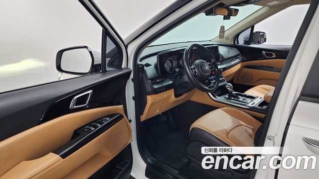 Kia Canival 2021 — photo 10