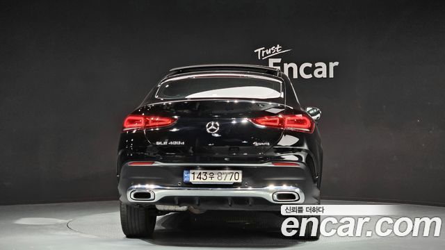Mercedes-Benz GLE-Class 2021 — photo 4