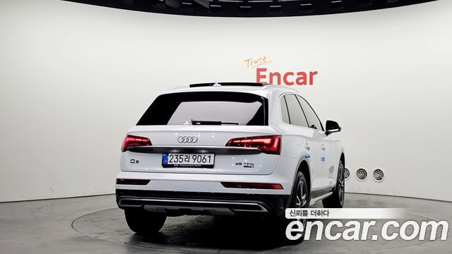 Audi Q5 2022 — photo 4