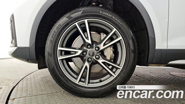 Audi Q5 2022 — photo 5