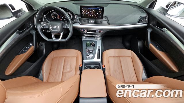 Audi Q5 2022 — photo 7