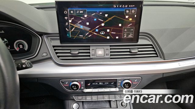 Audi Q5 2022 — photo 16