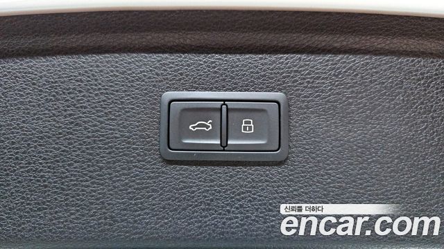 Audi Q5 2022 — photo 20