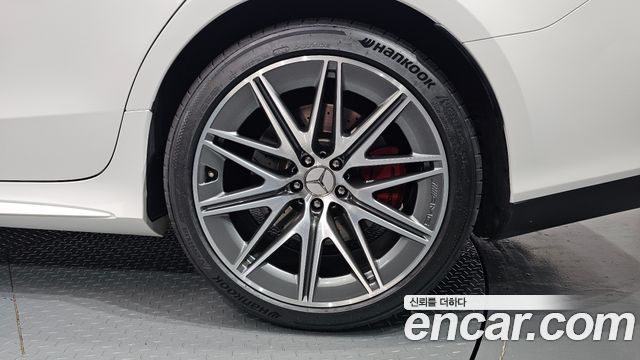 Mercedes-Benz AMG GT 2023 — photo 7