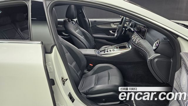 Mercedes-Benz AMG GT 2023 — photo 16