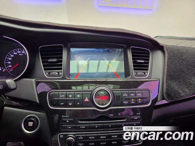 Kia K7 2013 — photo 18