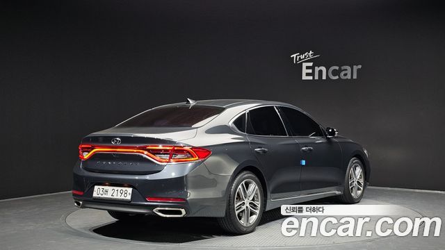 Hyundai Grandeur 2018 — photo 2