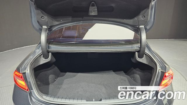 Hyundai Grandeur 2018 — photo 20