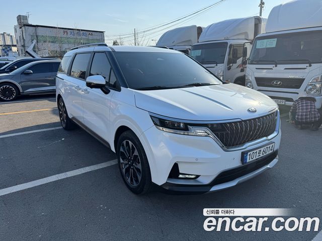 Kia Canival 2021 — photo 6