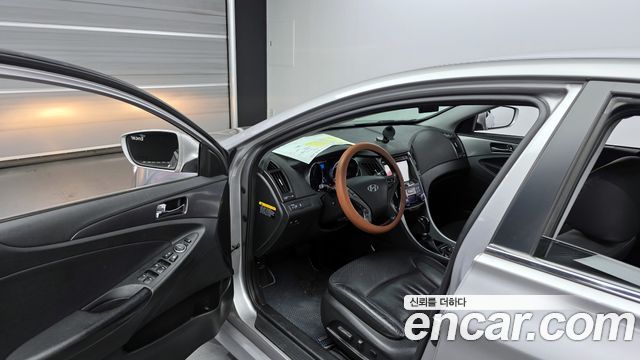 Hyundai Sonata 2014 — photo 10