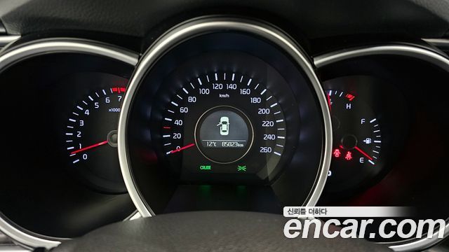 Kia K5 2015 — photo 8
