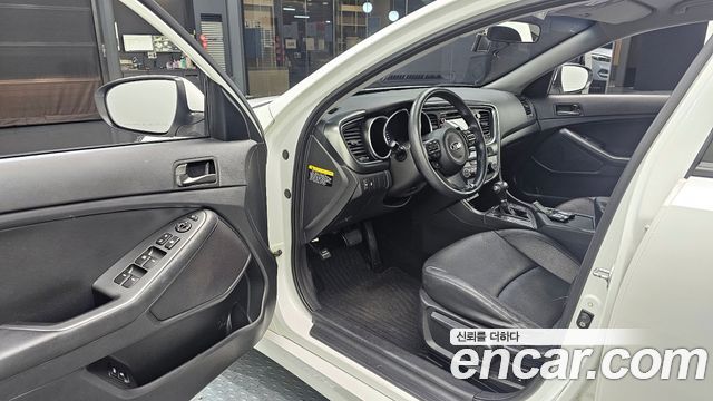 Kia K5 2015 — photo 11