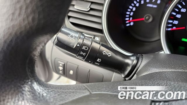 Kia K5 2015 — photo 18