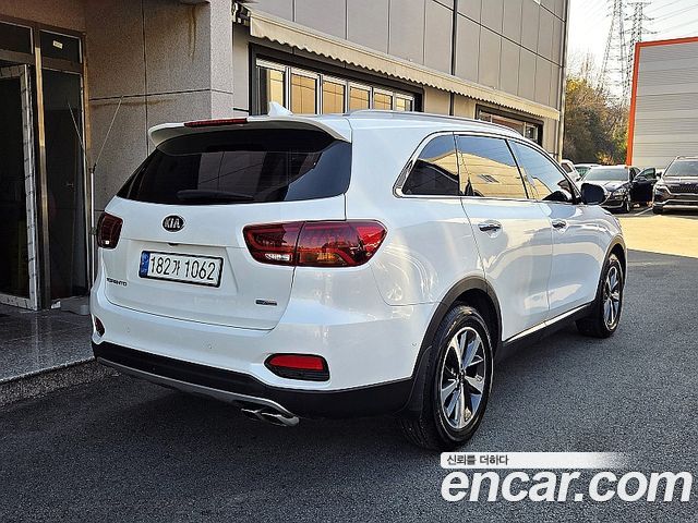 Kia Sorento 2018 — photo 3