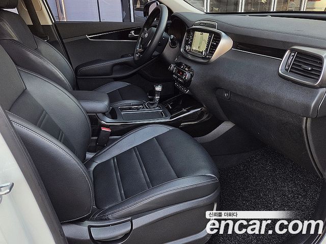 Kia Sorento 2018 — photo 10