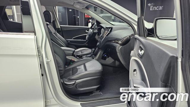 Hyundai Santafe 2014 — photo 11