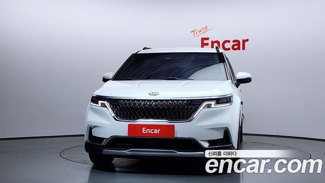 Kia Canival 2021 — photo 3