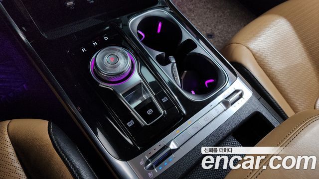 Kia Canival 2021 — photo 9