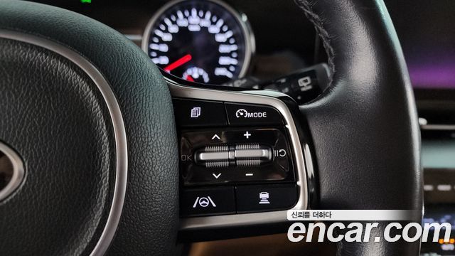 Kia Canival 2021 — photo 14