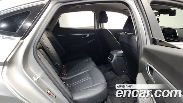 Hyundai Sonata 2020 — photo 12