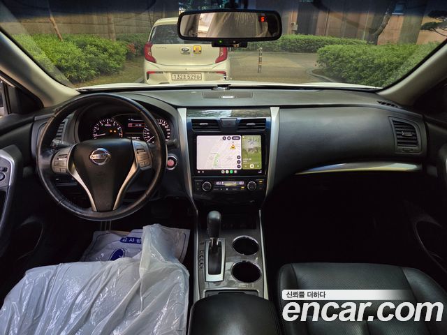 Nissan Altima 2014 — photo 11