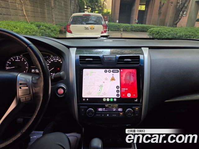 Nissan Altima 2014 — photo 14