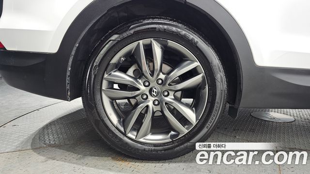 Hyundai Santafe 2014 — photo 5