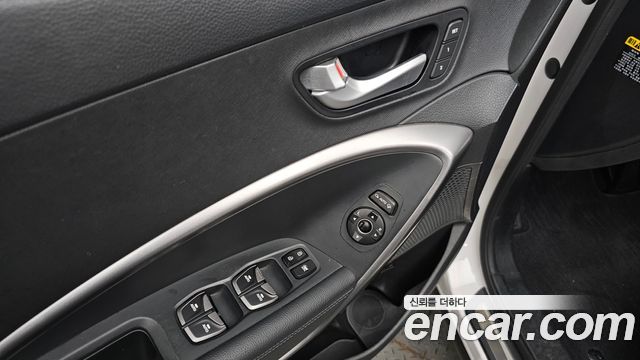 Hyundai Santafe 2014 — photo 13
