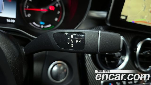 Mercedes-Benz GLC-Class 2019 — photo 9
